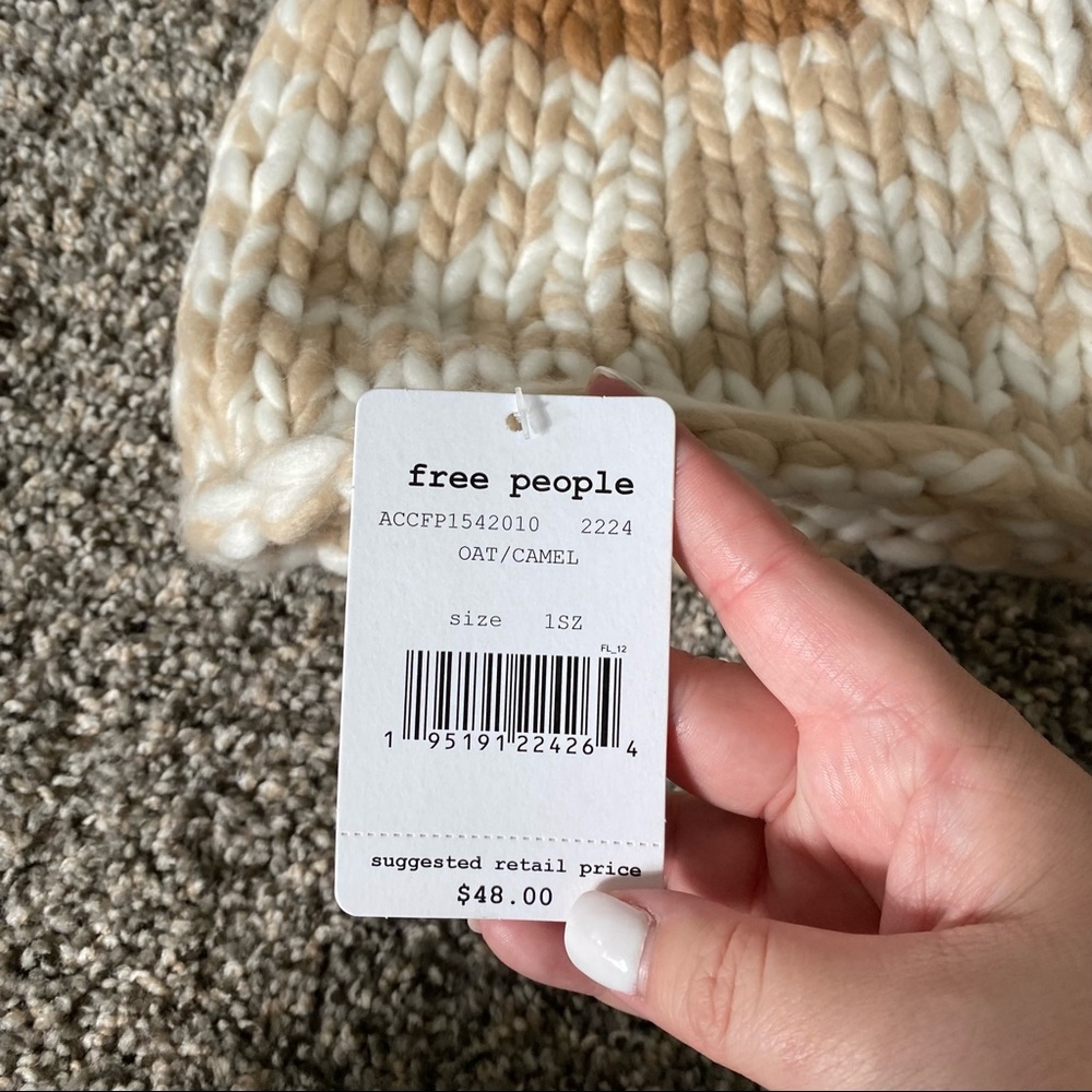 NWT Free People Cozy Up Colorblock Beanie - Picture 6 of 7